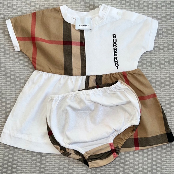 Baby Burberry dress 3m